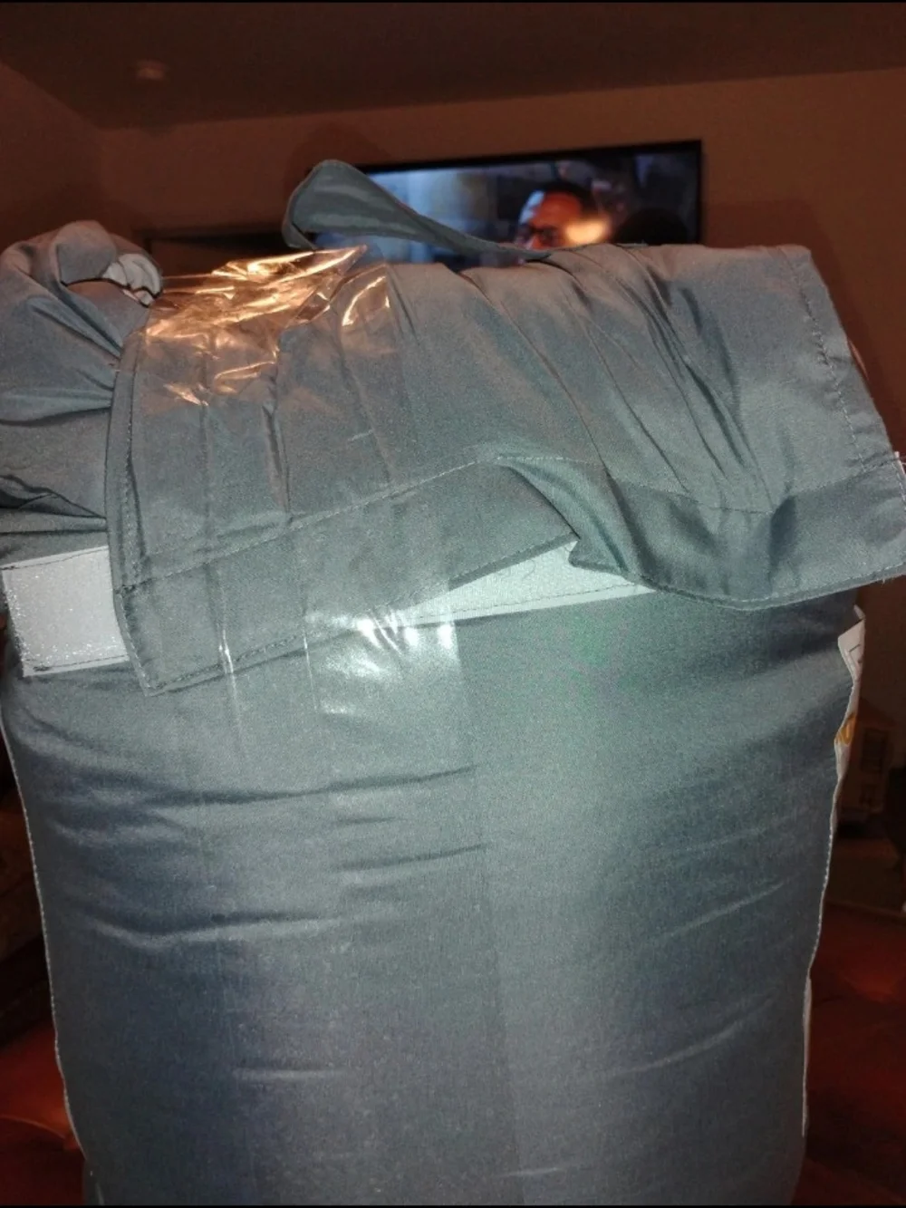 ( New ) Mainstays Gray Comforter Set with Sheets - Full/Queen Look